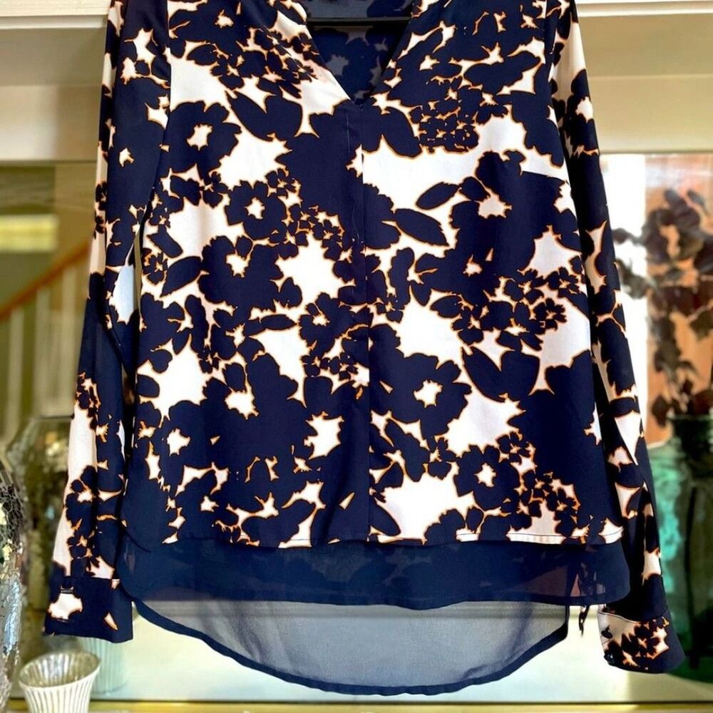 The Limited Blouse Shirt XXSP printed layered blouse in XXSP Like New